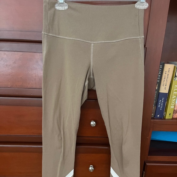 Tory Burch Chevron Compression Leggings (Small) - Picture 2 of 5